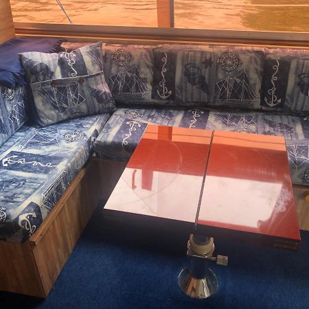 Bateau  Tsilaosa Au Coeur De Namur酒店 外观 照片